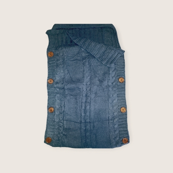 Hooded Button-Up Sleep Blanket - Picture 2 of 3